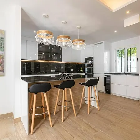 דירה Puerto Banus Chic Spacious Modern 3 Bedrooms 2 Bathrooms Golf Pool *